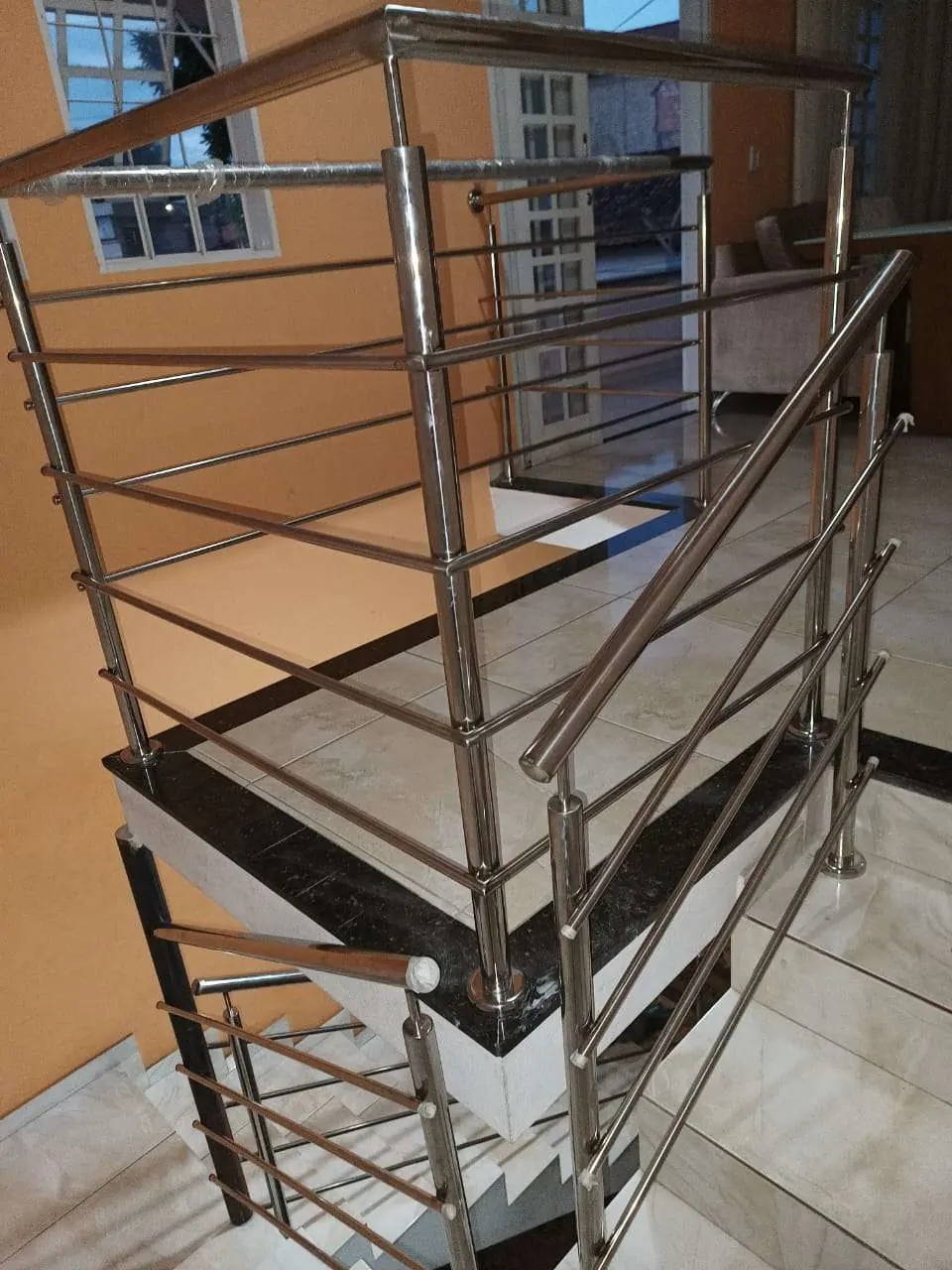 Corirmao com guarda corpo inox — obra da Arte Inox Design